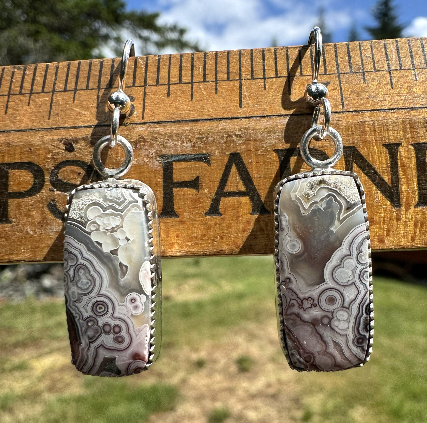 River Mist Lace Agate Earrings